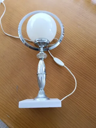 Lámpara de mesa auxiliar