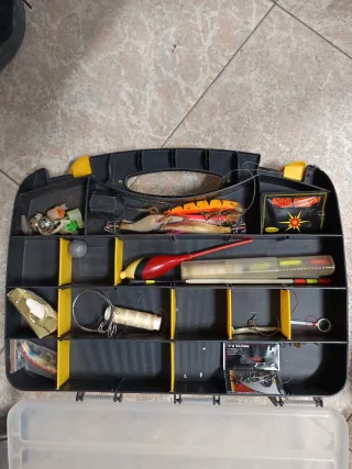 Cañas de pescar y accesorios