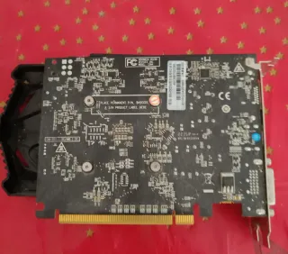 Tarjeta Gráfica Gaming Negra y Roja