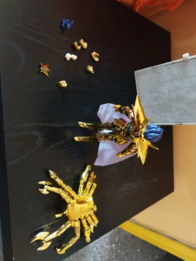 Caballero Zodiaco Deathmask Cáncer Figura