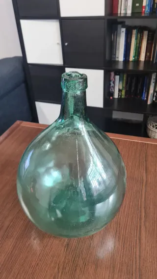 Damajuana vidrio verde soplado vintage