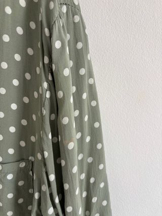 Blusa lunares verde talla L-XL