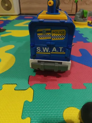 Coche SWAT Policía Juguete.