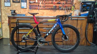 Bicicleta Trek Madone SLR Shimano ultegra Di2