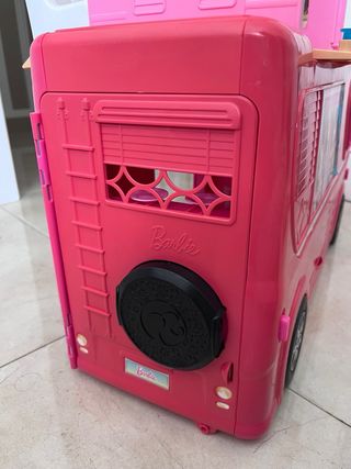 Autocaravana Barbie Rosa