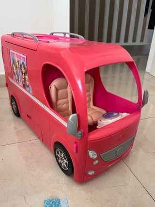 Autocaravana Barbie Rosa