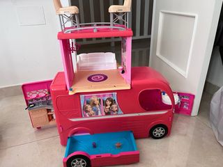 Autocaravana Barbie Rosa