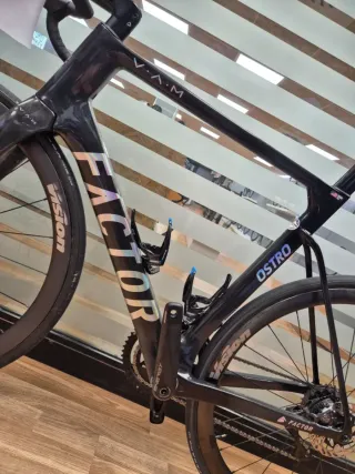 Bicicleta Factor Ostro VAM 1.0