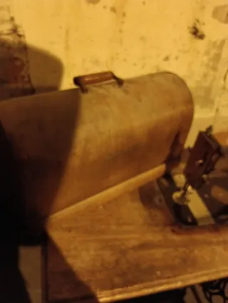 Máquina de coser antigua Singer