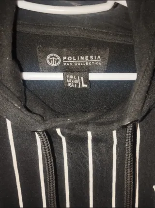 Sudadera Negra con Rayas Blancas Talla L