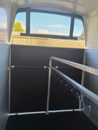 Van Humbaur Equitos Alu