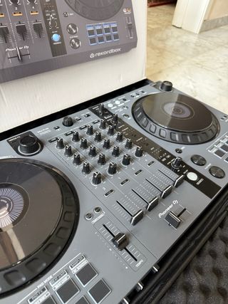 Mesa DJ Pioneer DDJ-FLX6-GT Gris