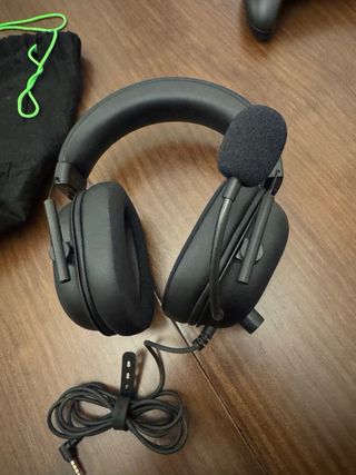Xbox Series X, Auriculares Razer y más accesorios.