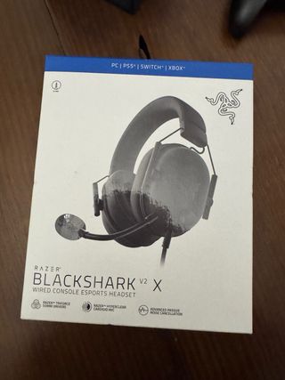 Xbox Series X, Auriculares Razer y más accesorios.