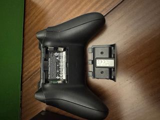 Xbox Series X, Auriculares Razer y más accesorios.