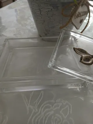 Scatola in cristallo con dettagli argento