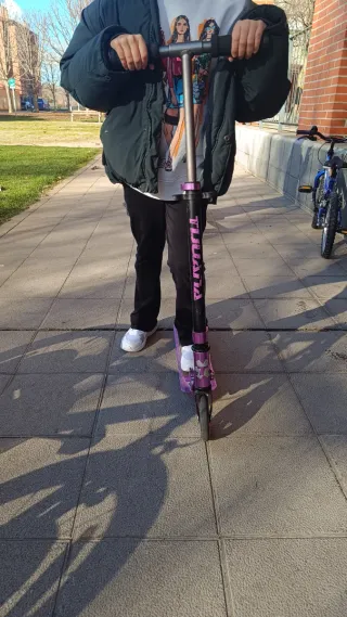 Patinete infantil morado