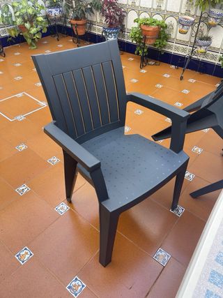 Conjunto mesa y 4 sillas de patio