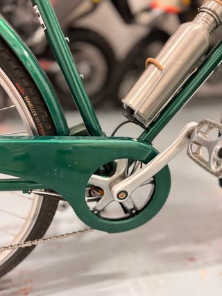 Bicicleta electrica Capri Berlin verde como nueva