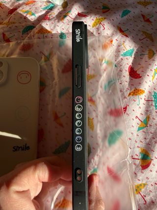 Cover iPhone 14 con Smiley