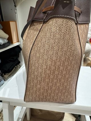 Bolso Carolina Herrera Beige y Marrón