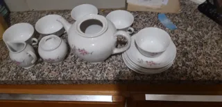 Set tazzine caffè/ te in porcellana