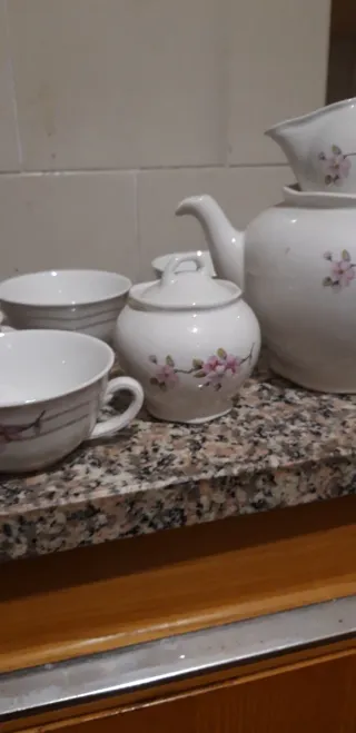 Set tazzine caffè/ te in porcellana