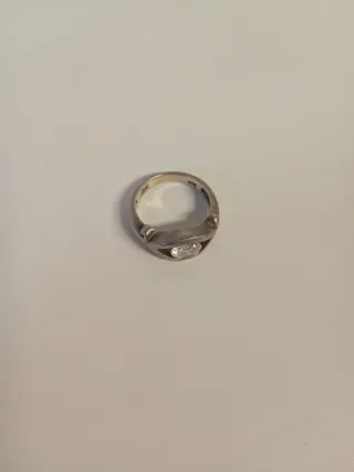 Anillo de Plata con Circonita