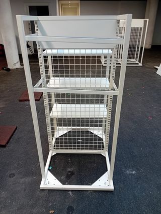 Estantería metálica blanca para local