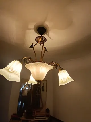 Lámpara de bronce y cristal imitación piedra