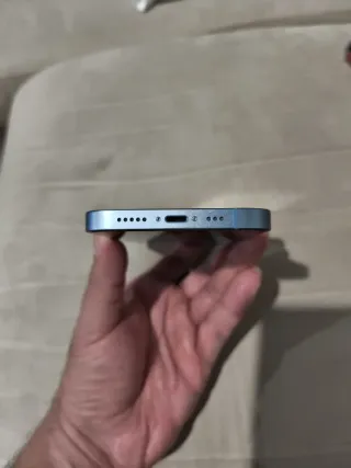 iPhone 14 256GB Celeste 9.5/10