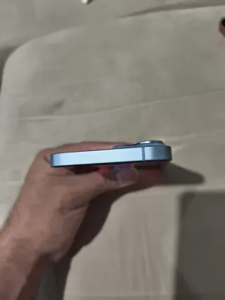 iPhone 14 256GB Celeste 9.5/10