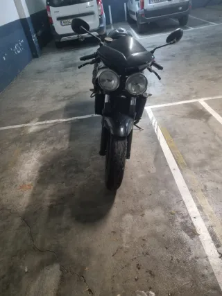 Triumph Speed Four 2005