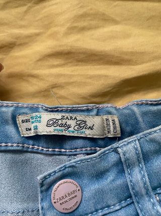 Pantalones vaqueros Zara azules