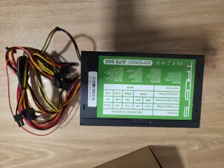 Fuente de poder Tacens APII 600W