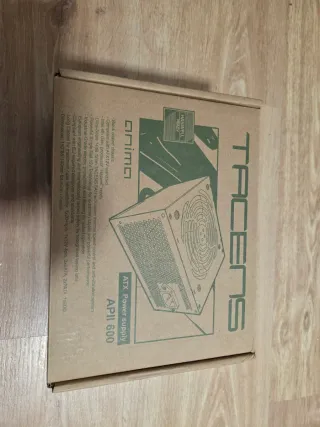 Fuente de poder Tacens APII 600W
