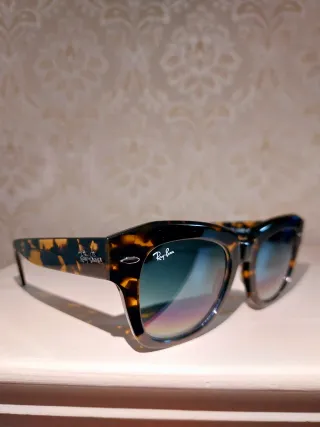 Occhiali da sole Ray-Ban tartarugati