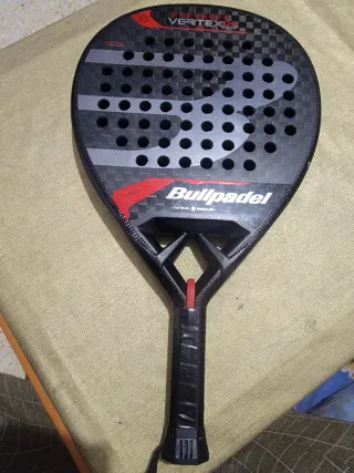 Pala Pádel Bullpadel Vertex 04