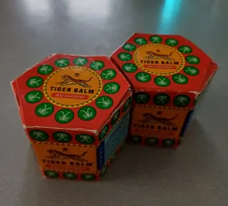 Tiger Balm Red Ointment (2 cajas)