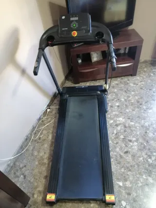 Cinta de andar eléctrica BODYTONE