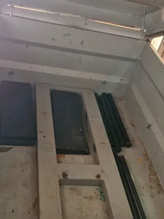 Remolque con rueda de repuesto