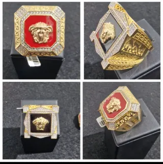 Anillo Oro 18kt Medusa Sellos