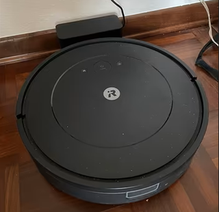 Robot aspirapolvere lava pavimenti iRobot