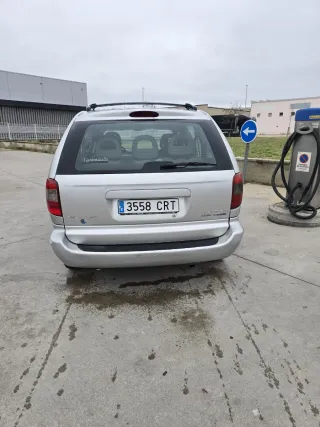 Chrysler Voyager 2003