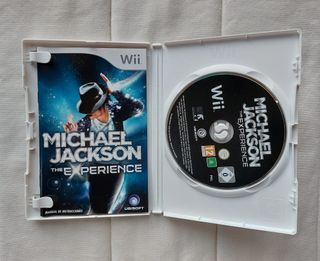 Wii Party + Controller Wii Remote Plus Nero + 5 Giochi