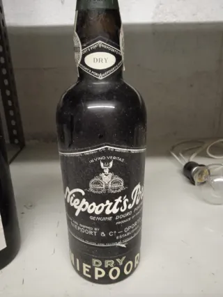 Bottiglie antiche per collezionismo, vuote