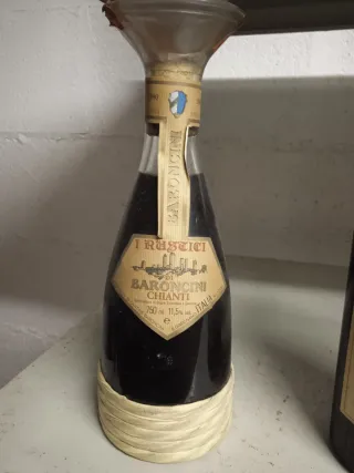 Bottiglie antiche per collezionismo, vuote