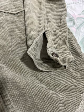 Sobrecamisa Zara verde corduroy