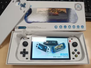 Ojo!! Leer descripción! Consola R50S