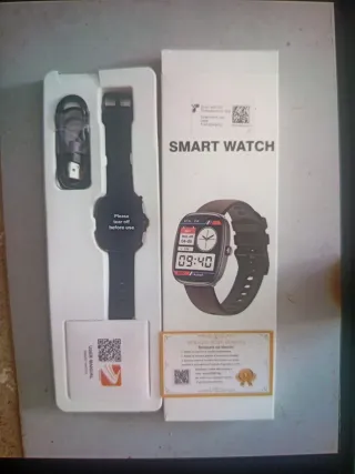 Smartwatch varios modelos 15 euros cada uno